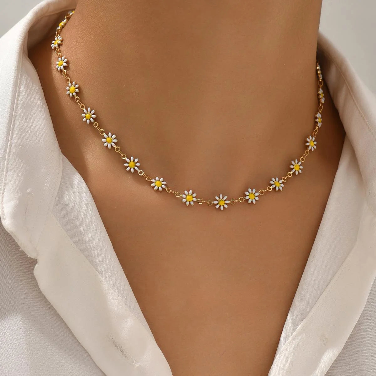 Collier Fleurs Charmantes Pour Femmes