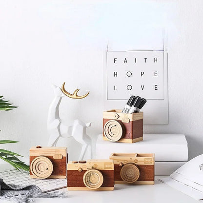 Porte-Crayon en Bois Forme Appareil Photo — vue 3